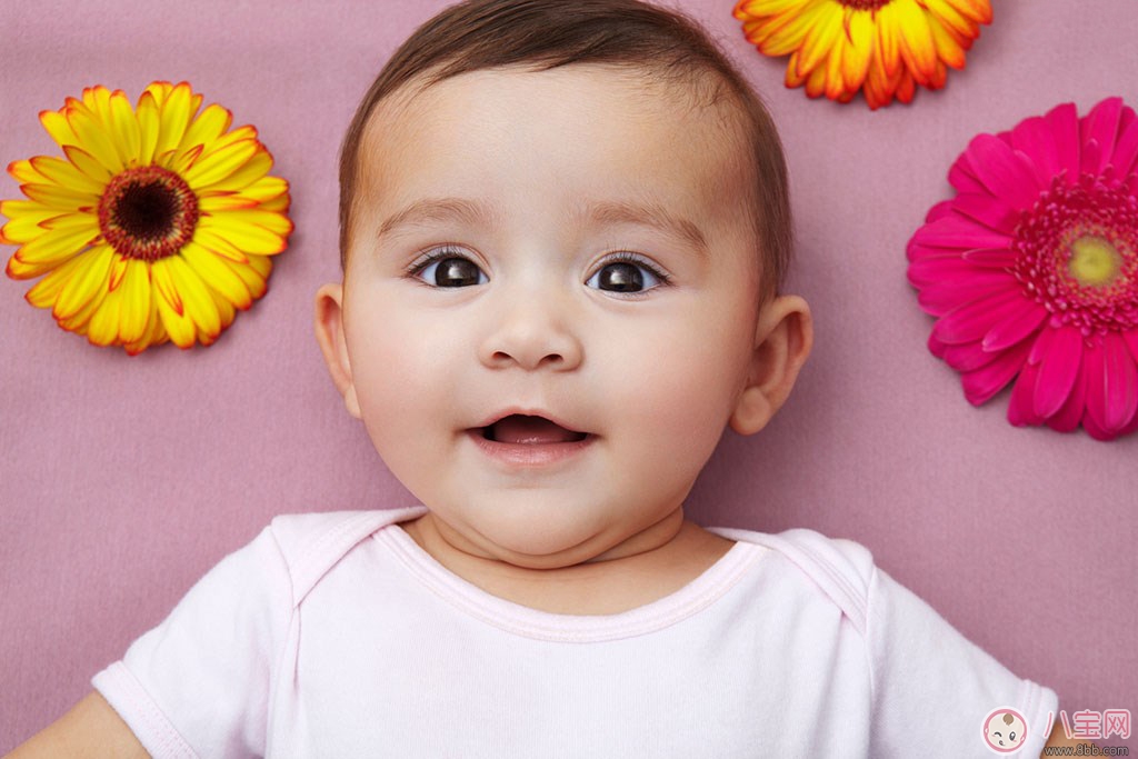 寶寶取名的三個(gè)技巧 小孩子取名新手入門(mén)思路 寶寶取名的三個(gè)技巧 小孩子取名新手入門(mén)思路