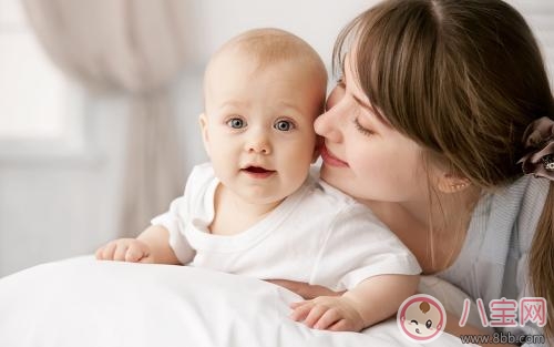 為啥孩子回家都會先找媽媽！答案好暖