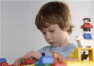 督促孩子努力 不如培養(yǎng)孩子專注力