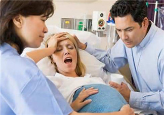 靳東赴港陪愛妻生二胎 還有那些全程陪產(chǎn)的星爸【準爸陪產(chǎn)十大準備】 靳東赴港陪愛妻生二胎 還有那些全程陪產(chǎn)的星爸【準爸陪產(chǎn)十大準備】