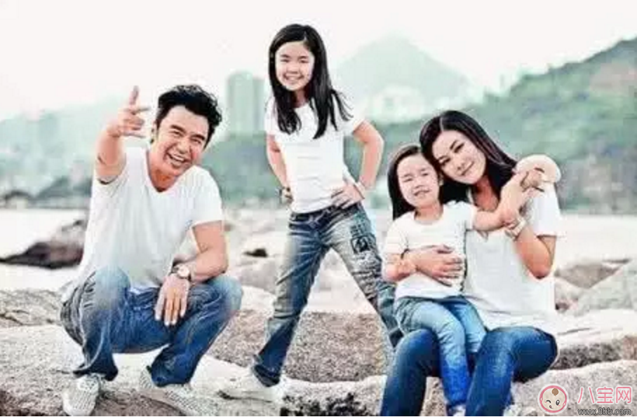 靳東赴港陪愛妻生二胎 還有那些全程陪產(chǎn)的星爸【準爸陪產(chǎn)十大準備】 靳東赴港陪愛妻生二胎 還有那些全程陪產(chǎn)的星爸【準爸陪產(chǎn)十大準備】