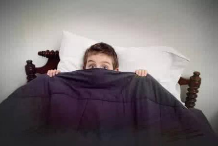 孩子怕黑怕怪物 不讓關(guān)燈睡覺......怎么辦？