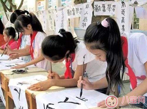 學(xué)識(shí)字越早越好嗎 盡量還是循序漸進(jìn) 學(xué)識(shí)字越早越好嗎 盡量還是循序漸進(jìn)