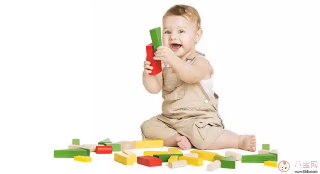 為什么一定要給孩子玩積木 為什么一定要給孩子玩積木
