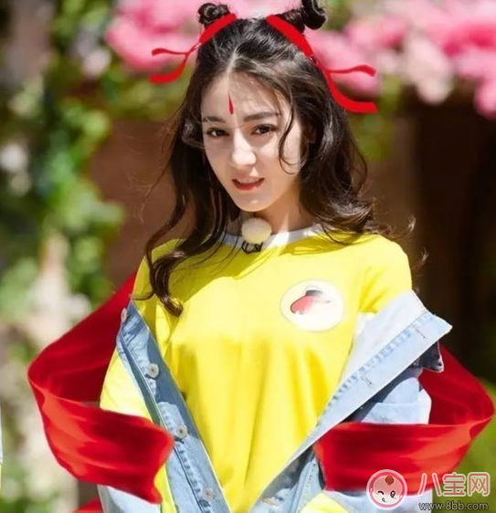 包文婧女兒餃子梳超可愛哪吒頭 超可愛哪吒頭怎么扎 包文婧女兒餃子梳超可愛哪吒頭 超可愛哪吒頭怎么扎