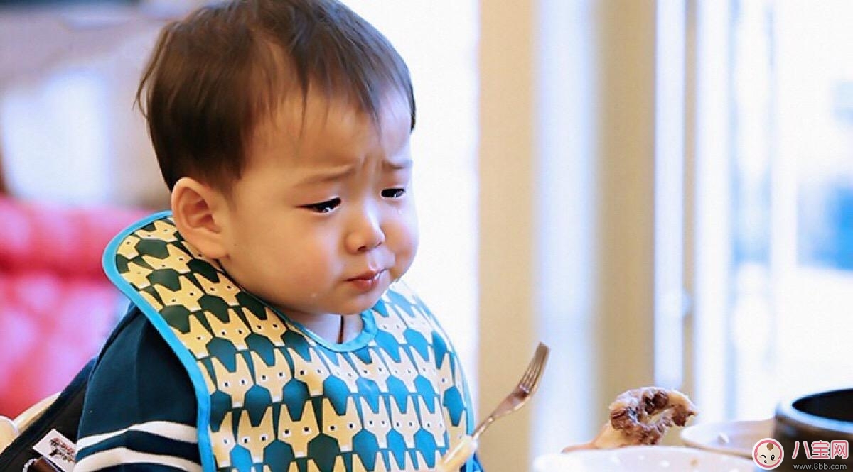 孩子撒嬌不聽話怎么辦？第一次沒教好，媽媽以后要遭罪！