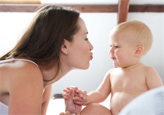 訓(xùn)練寶寶聽覺可以這么玩 訓(xùn)練孩子聽覺游戲