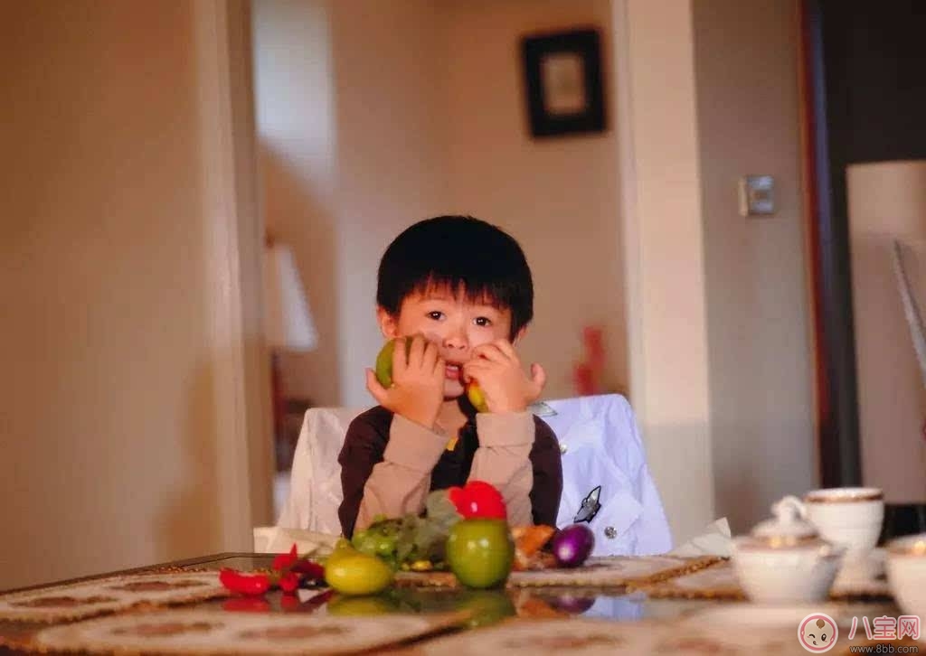 寶寶有多動(dòng)癥怎么辦  營養(yǎng)補(bǔ)充就好了