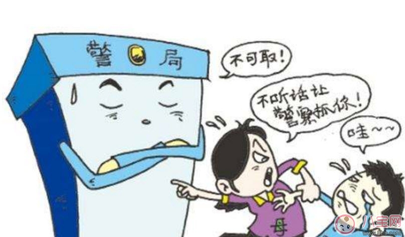 父母經(jīng)?？謬樅⒆訒惺裁春蠊?被父母恐嚇的寶寶長大的性格很極端