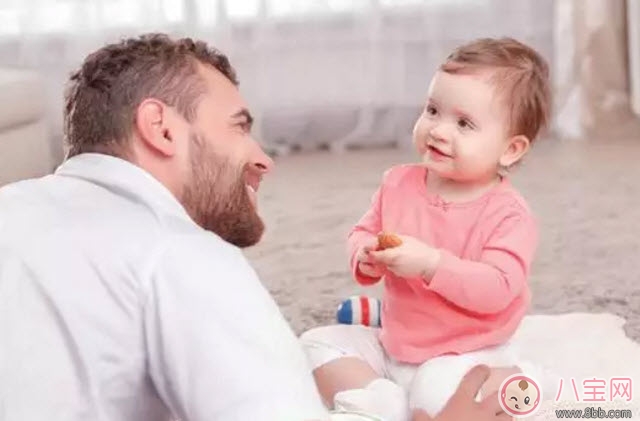 家里老人說方言會影響寶寶說話嗎 老人說方言孩子要注意什么 家里老人說方言會影響寶寶說話嗎 老人說方言孩子要注意什么