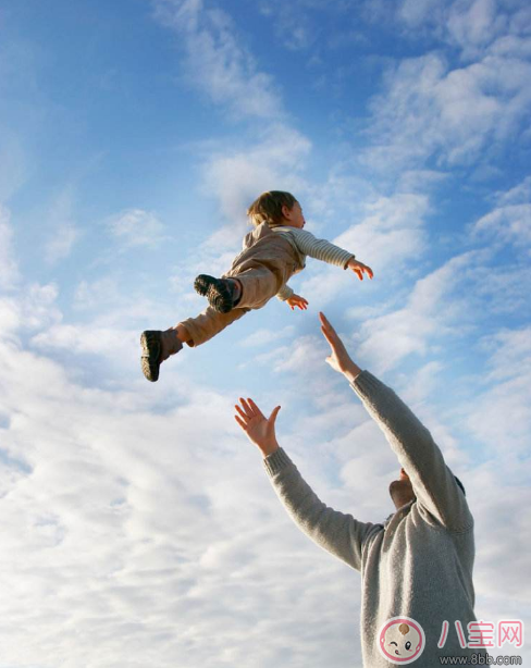 爸爸帶的孩子會更聰明 爸爸帶孩子哪里好