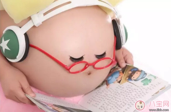 孕婦聽音樂用音響還是耳機(jī) 孕婦聽音樂注意事項(xiàng)