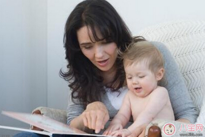 寶寶學(xué)說話了 在家里說普通話還是方言比較好 寶寶學(xué)說話了 在家里說普通話還是方言比較好