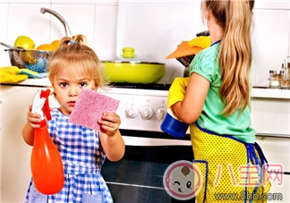 讓孩子學(xué)會(huì)做家務(wù) 好處多還益智 讓孩子學(xué)會(huì)做家務(wù) 好處多還益智