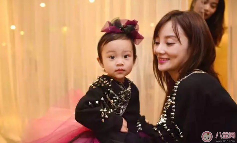 甜馨越來越美的原因 芭蕾舞蹈學(xué)習(xí)好處多 甜馨越來越美的原因 芭蕾舞蹈學(xué)習(xí)好處多