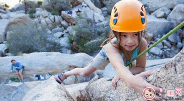 女孩富養(yǎng)的真正含義 女孩富養(yǎng)與窮養(yǎng)的區(qū)別 女孩富養(yǎng)的真正含義 女孩富養(yǎng)與窮養(yǎng)的區(qū)別