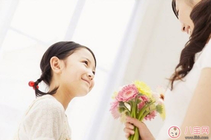 不能對(duì)女兒說的5句話 如何培養(yǎng)女兒好性格