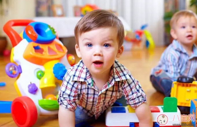 家長(zhǎng)如何給孩子挑選早教機(jī)構(gòu) 挑選早教機(jī)構(gòu)注意事項(xiàng) 家長(zhǎng)如何給孩子挑選早教機(jī)構(gòu) 挑選早教機(jī)構(gòu)注意事項(xiàng)