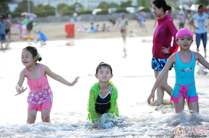 小學(xué)生2天上9個(gè)培訓(xùn)班 孩子暑假如何正確安排 小學(xué)生2天上9個(gè)培訓(xùn)班 孩子暑假如何正確安排