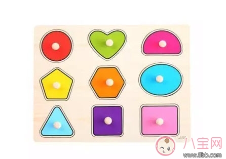 寶寶玩拼圖的好處 如何給寶寶挑選適合的拼圖 寶寶玩拼圖的好處 如何給寶寶挑選適合的拼圖