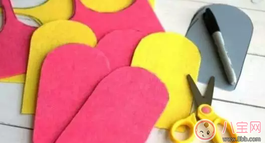 小小冰棍棒大用處 自制玩具來(lái)解暑