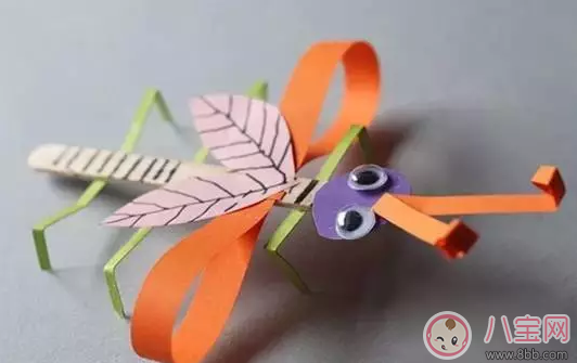 小小冰棍棒大用處 自制玩具來(lái)解暑