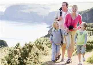 帶寶寶旅行應(yīng)該準(zhǔn)備什么 親子旅行攻略大全