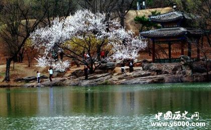 承德避暑山莊景區(qū)介紹 是誰(shuí)修建的 歷史有多久