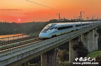 成雅鐵路開(kāi)通運(yùn)營(yíng)成雅鐵路歷史簡(jiǎn)介成雅鐵路有哪些站點(diǎn)？