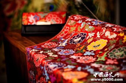 南京云錦外形特點(diǎn)南京云錦織造工藝的變化歷程是怎樣的？