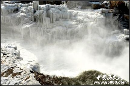 壺口瀑布冰凌奇觀冰凌的形成原因是什么？