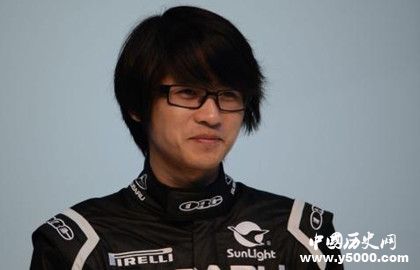 韓寒簡介生平經(jīng)歷介紹韓寒有哪些作品韓寒是個什么樣的人