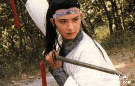 紅樓夢(mèng)柳湘蓮人物故事簡介尤三姐和柳湘蓮的愛情悲劇是怎樣的？