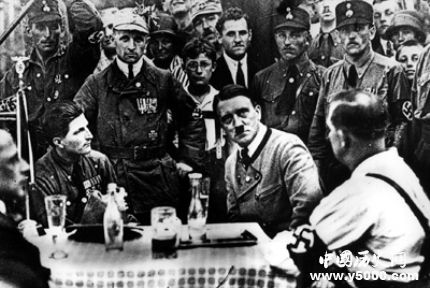 啤酒館暴動背景過程啤酒館暴動的影響有哪些？