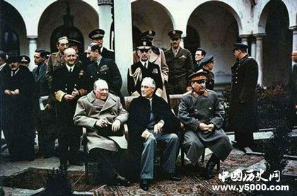 美蘇冷戰(zhàn)歷史簡(jiǎn)介美蘇冷戰(zhàn)的結(jié)果和歷史影響