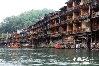 吊腳樓是什么建筑吊腳樓的文化特點(diǎn)是什么