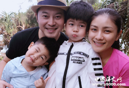 沙溢簡介沙溢演藝經(jīng)歷影視劇作品介紹沙溢妻子兒子是誰