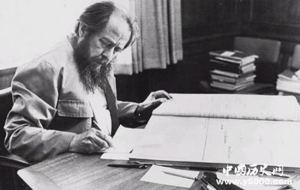 索爾仁尼琴生平代表作品簡(jiǎn)介索爾仁尼琴的名言有哪些？