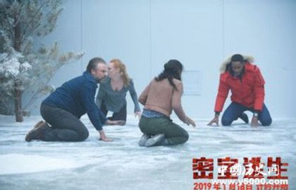 電影《密室逃生》劇情內(nèi)容介紹上映時(shí)間主演是誰(shuí)