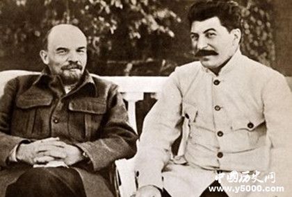 斯大林死因探秘：斯大林是自然死亡還是死于謀殺？