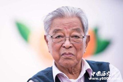 褚時健去世褚時健的傳奇人生褚時健精神是什么？