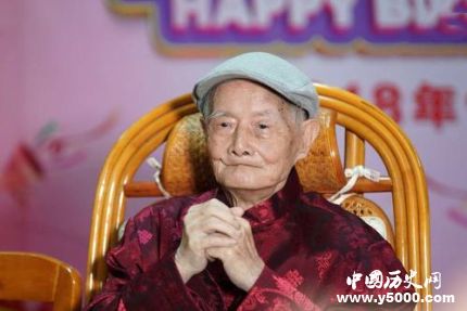 國醫(yī)大師鄧鐵濤逝世鄧鐵濤生平簡介鄧鐵濤有哪些成就？