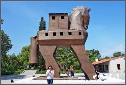 特洛伊古城簡(jiǎn)介特洛伊古城歷史發(fā)展過(guò)程介紹是怎么滅亡的 特洛伊古城簡(jiǎn)介特洛伊古城歷史發(fā)展過(guò)程介紹是怎么滅亡的