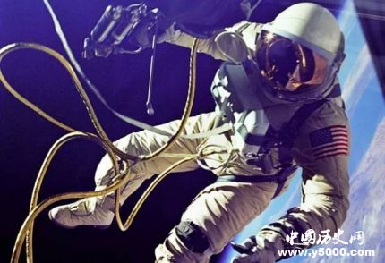 宇航員列昂諾夫生平簡介1965蘇聯(lián)太空行走是怎樣的？