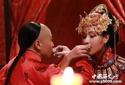 男左女右是什么意思為什么是男左女右 男左女右是什么意思為什么是男左女右