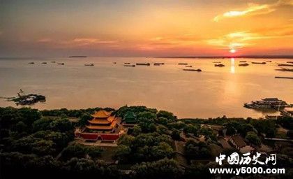 關(guān)于描寫岳陽樓的古文詩詞有哪些