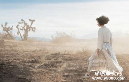 《VOGUE》雜志簡介雜志發(fā)展史介紹VOGUE雜志內(nèi)容介紹 《VOGUE》雜志簡介雜志發(fā)展史介紹VOGUE雜志內(nèi)容介紹