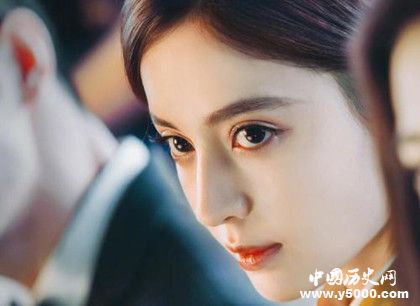 古力娜扎簡介古力娜扎演藝經(jīng)歷影視作品介紹人物評價(jià)如何