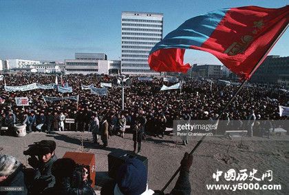 東歐劇變簡(jiǎn)介東歐劇變發(fā)生的主要原因是什么 東歐劇變簡(jiǎn)介東歐劇變發(fā)生的主要原因是什么