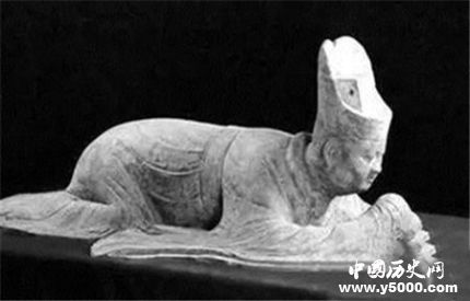 三拜九叩由來簡(jiǎn)介三拜九叩禮儀步驟是怎樣的？